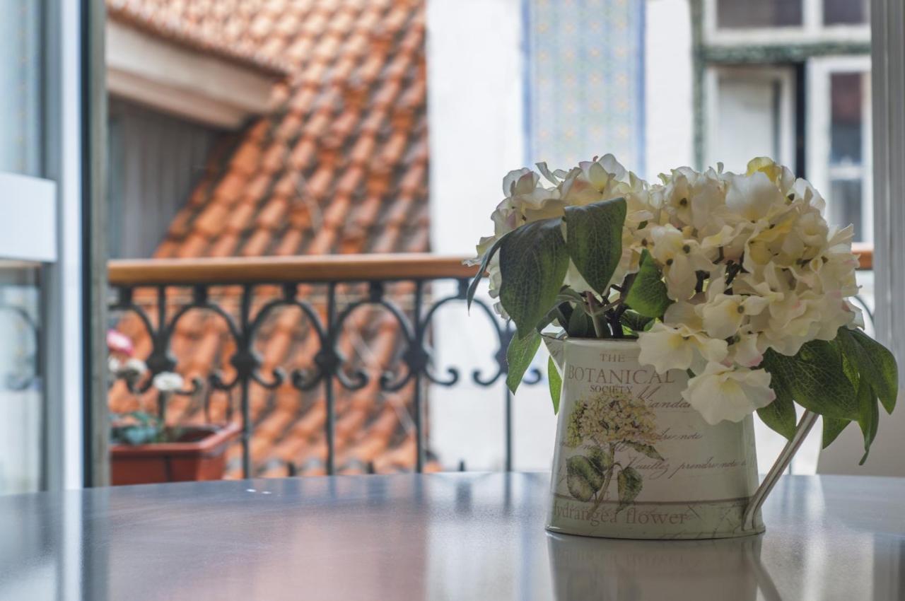 Chic Urban Retreat At Downtown With Balcony & Views Lejlighed Lisboa Eksteriør billede