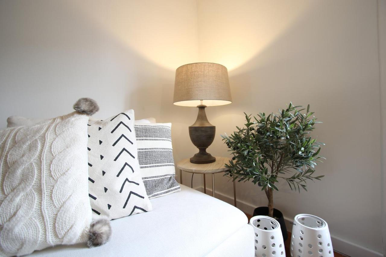 Chic Urban Retreat At Downtown With Balcony & Views Lejlighed Lisboa Eksteriør billede