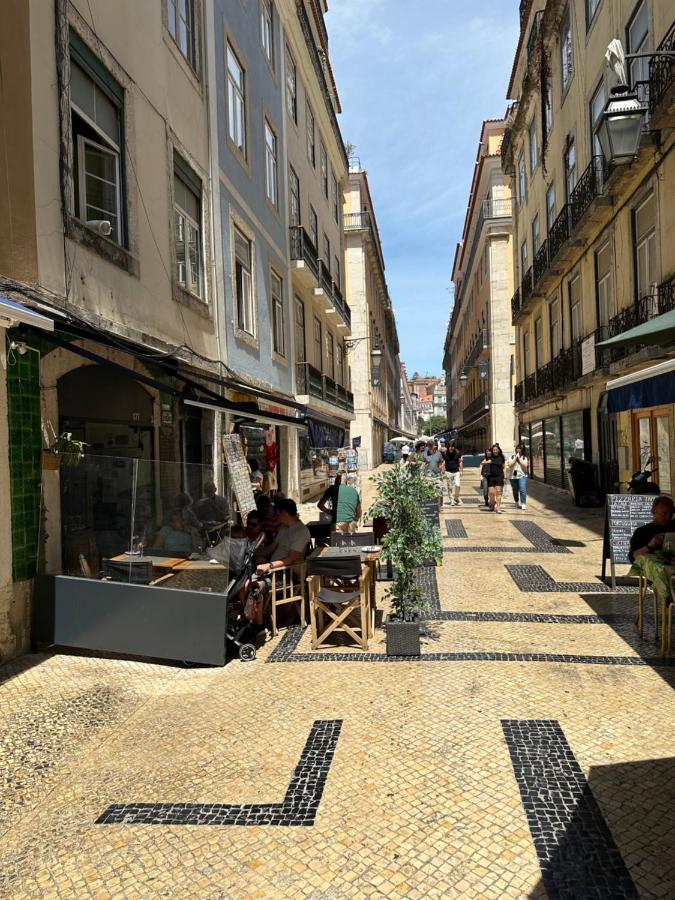 Chic Urban Retreat At Downtown With Balcony & Views Lejlighed Lisboa Eksteriør billede